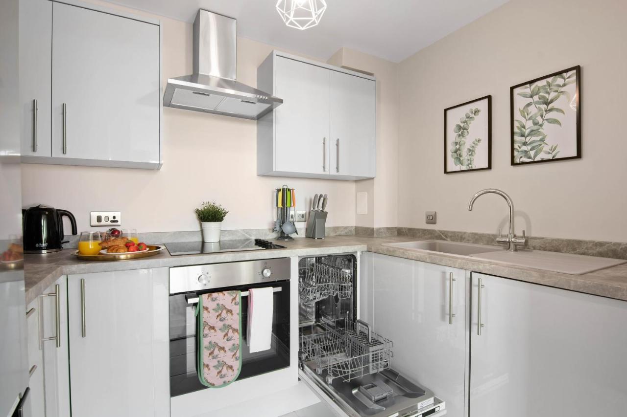 Spacious & Cosy, Netflix, Parking, Colindale Station Hendon Eksteriør bilde