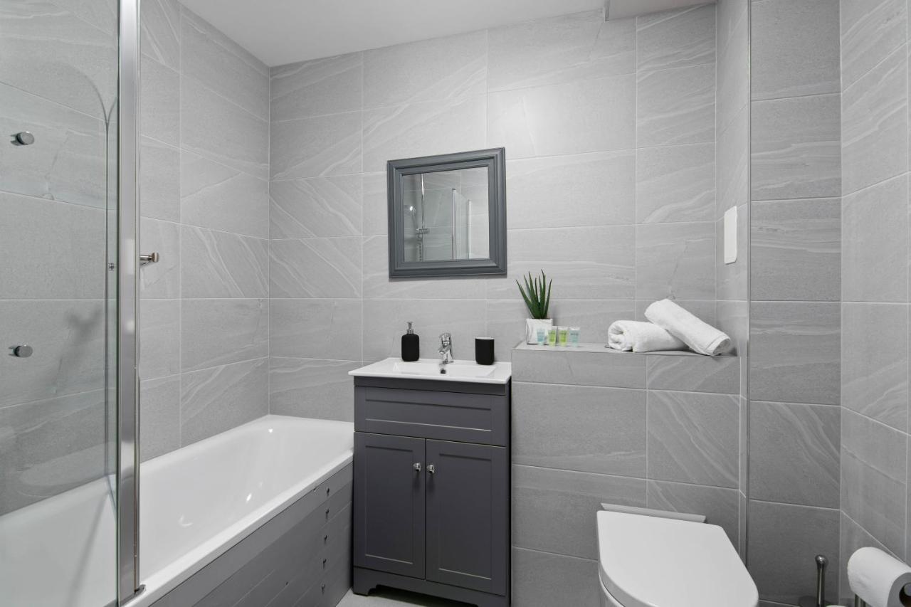 Spacious & Cosy, Netflix, Parking, Colindale Station Hendon Eksteriør bilde