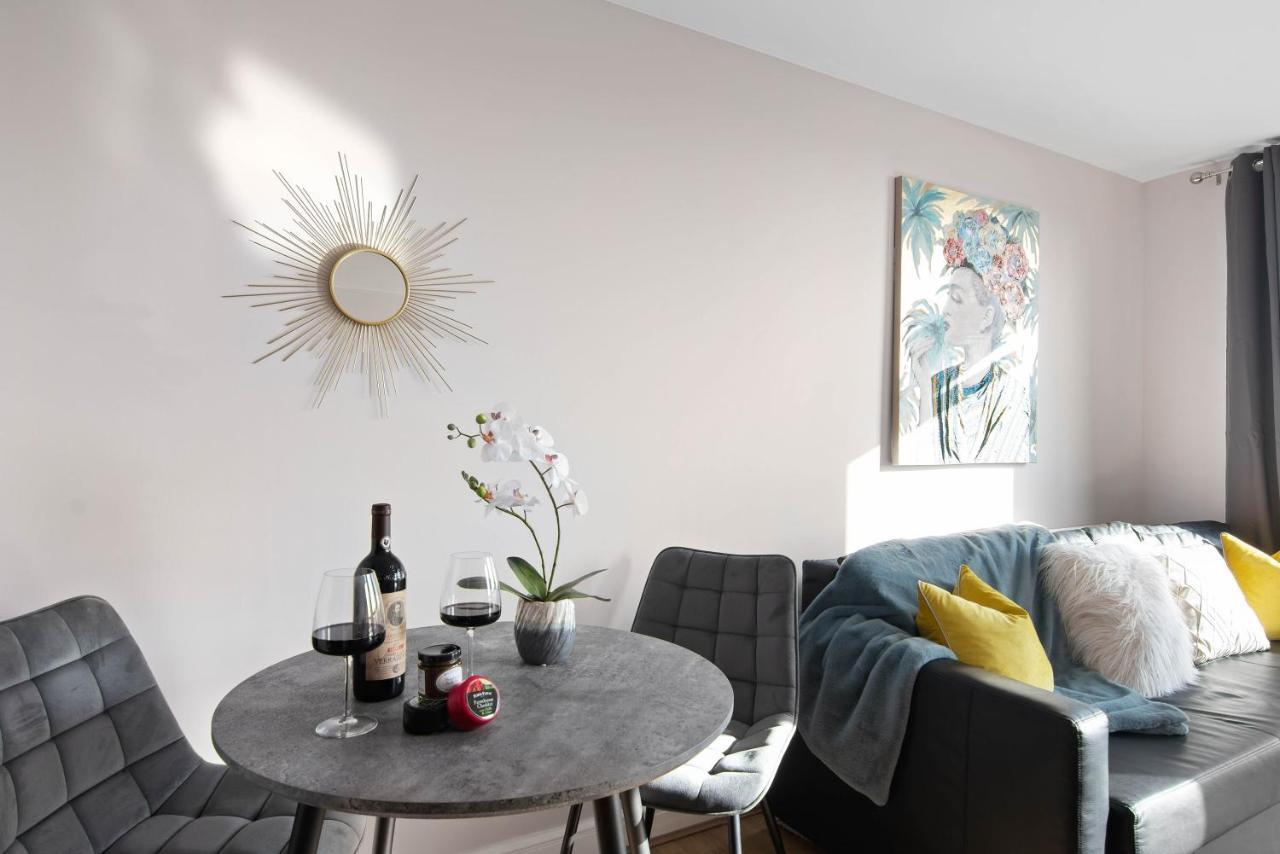 Spacious & Cosy, Netflix, Parking, Colindale Station Hendon Eksteriør bilde
